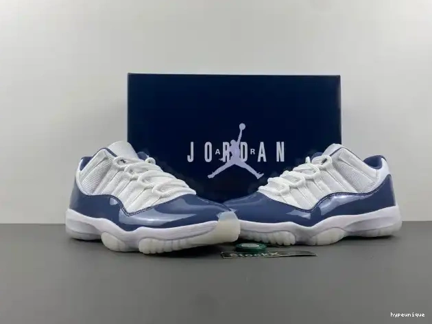 HYPE (2024) Low FV5104-104 Retro 11 Navy Jordan Midnight 0605